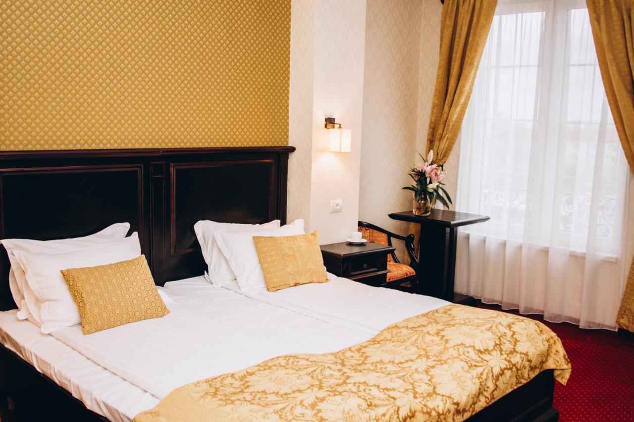 Hotel Novera Temešvár Exteriér fotografie