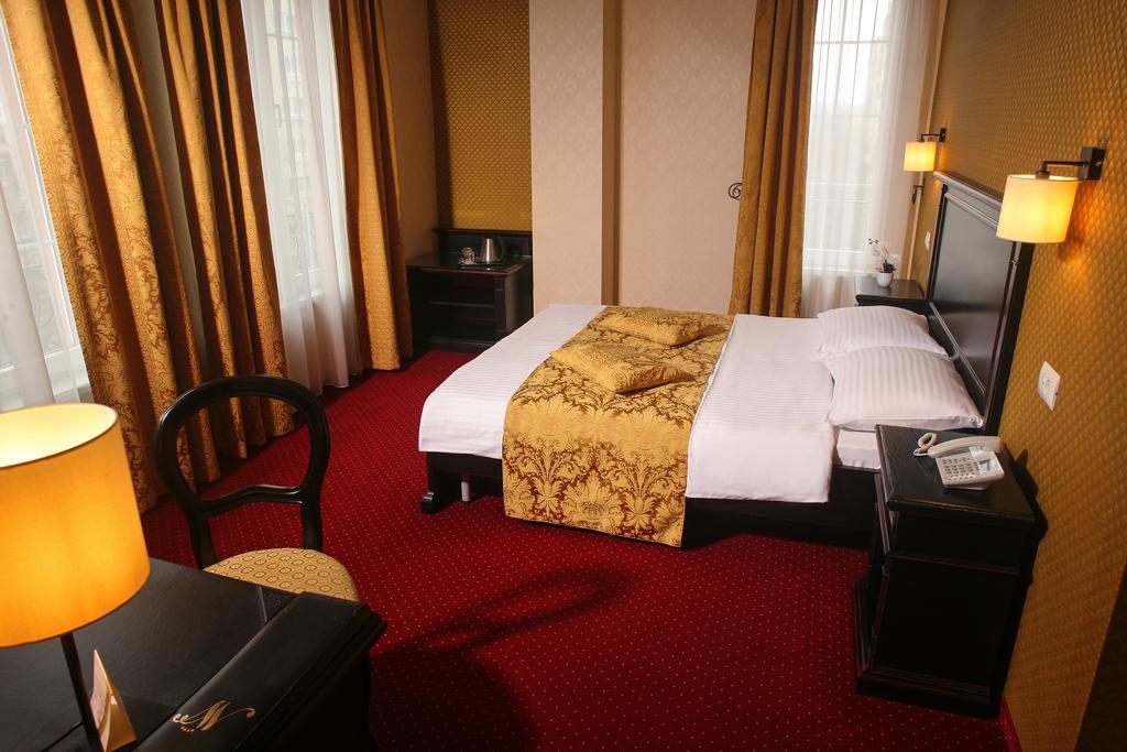 Hotel Novera Temešvár Exteriér fotografie