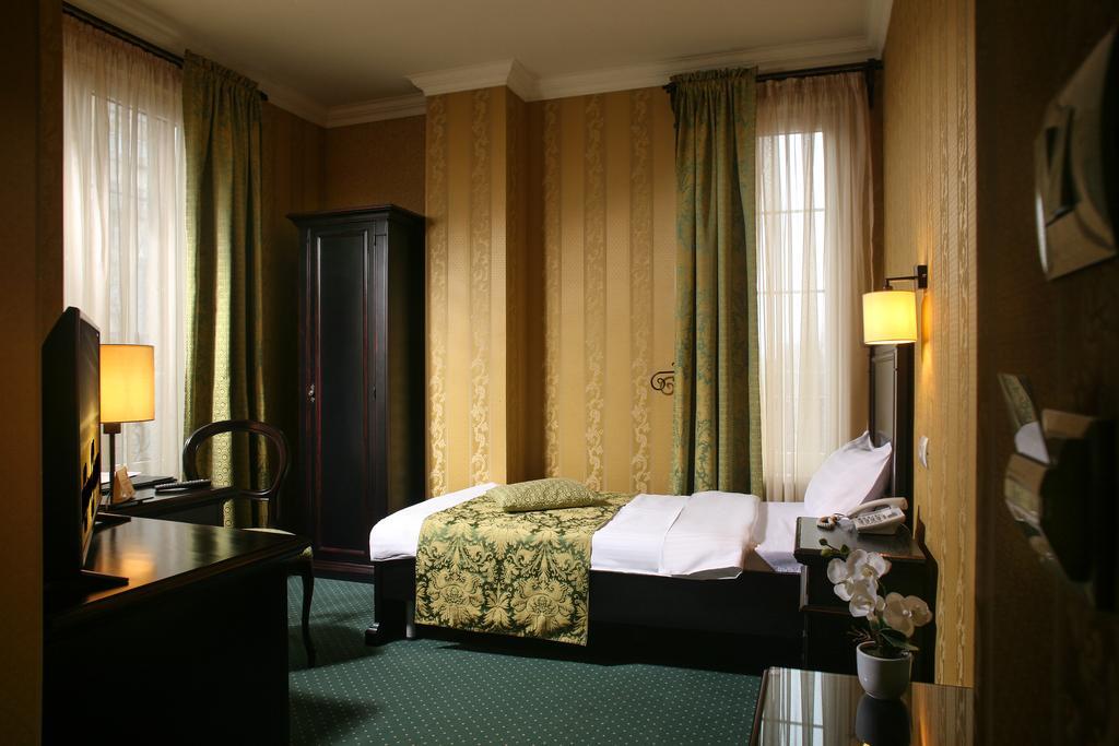 Hotel Novera Temešvár Pokoj fotografie