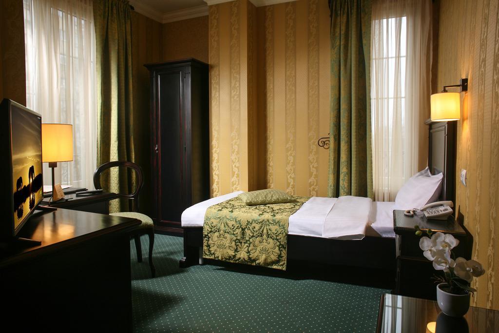 Hotel Novera Temešvár Pokoj fotografie