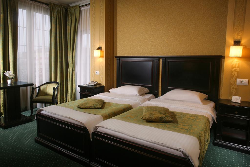 Hotel Novera Temešvár Exteriér fotografie