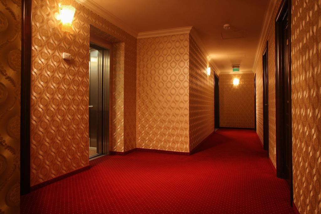 Hotel Novera Temešvár Exteriér fotografie